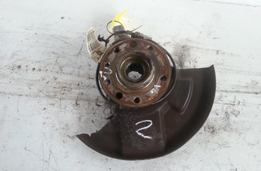 Opel Vectra C Achsschenkel vorn links 1.9CDTI 110kw 284mm Bj 06